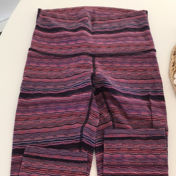 Lululemon leggings - Picture 2 of 5